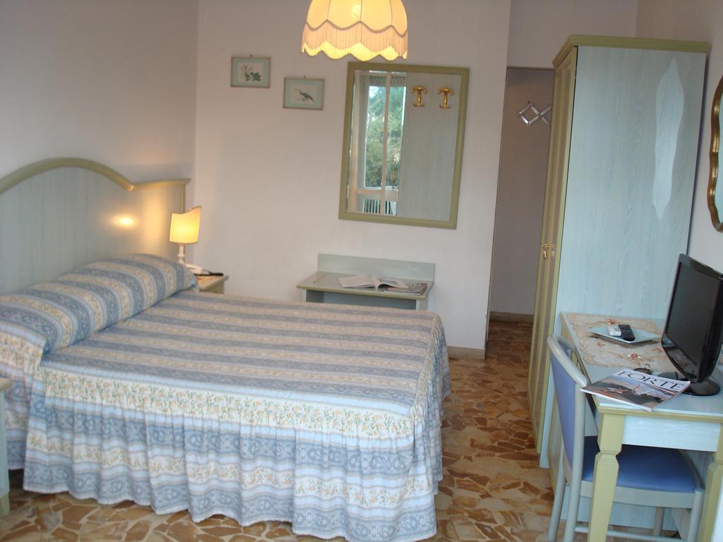 Hotel Villa Rona Forte dei Marmi Kültér fotó