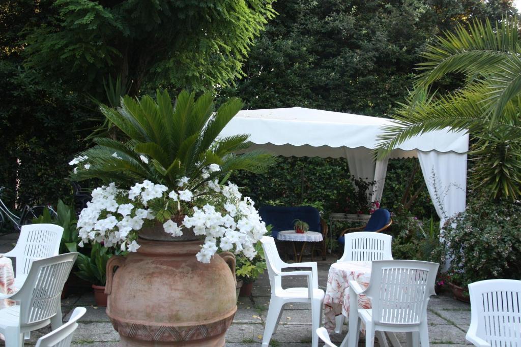 Hotel Villa Rona Forte dei Marmi Kültér fotó