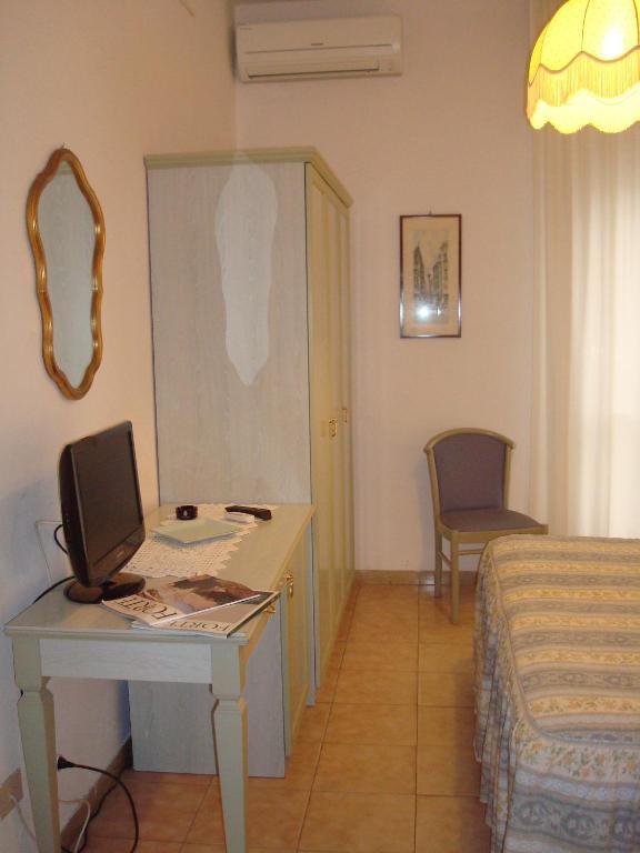 Hotel Villa Rona Forte dei Marmi Szoba fotó